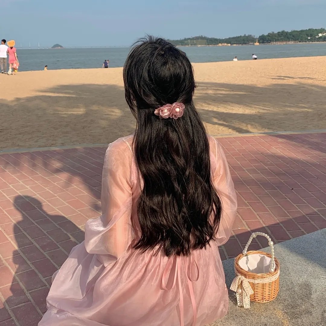 隐婚后，我的下属老公掉马甲了